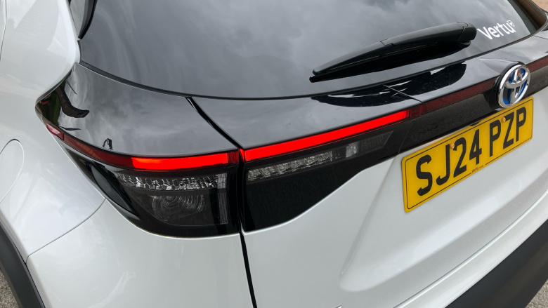 Toyota Yaris Cross 1.5 Hybrid Excel 5dr CVT Hybrid Estate